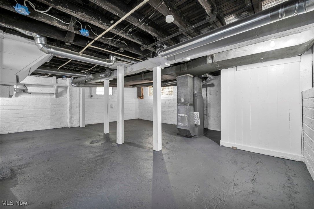 13315 Thornhurst Avenue