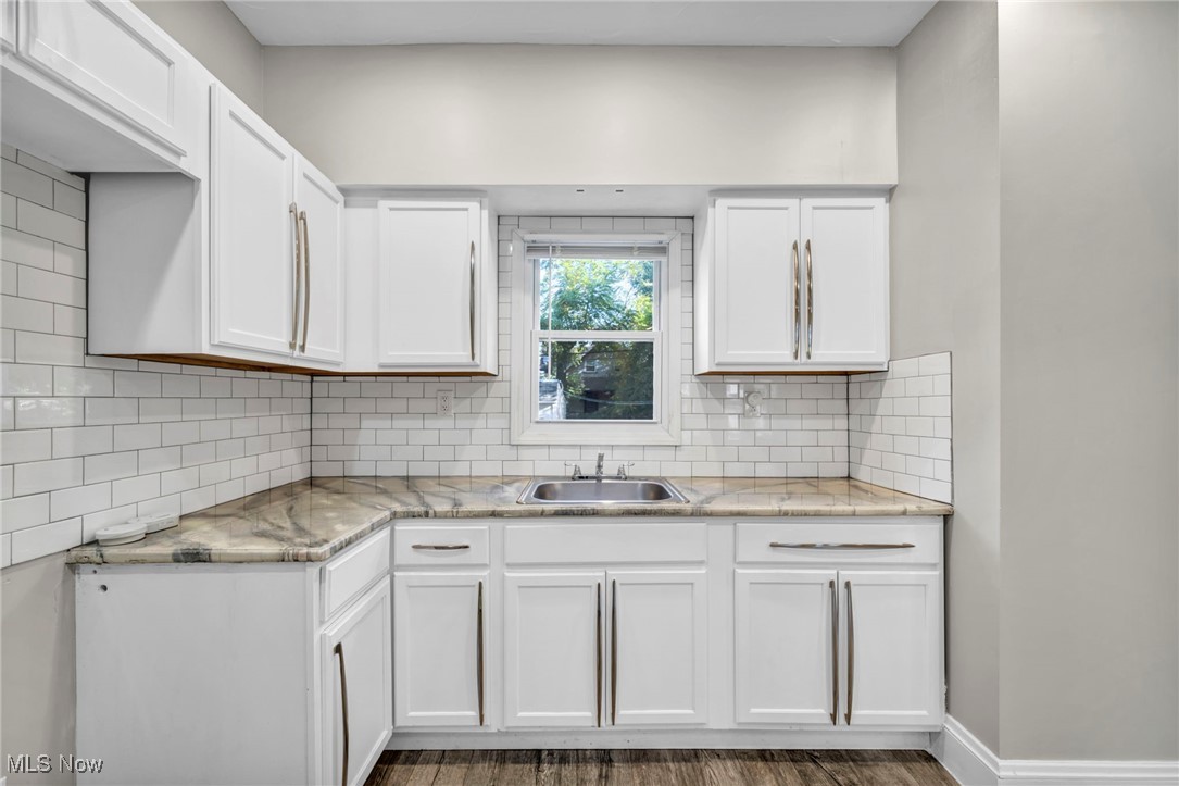 13315 Thornhurst Avenue