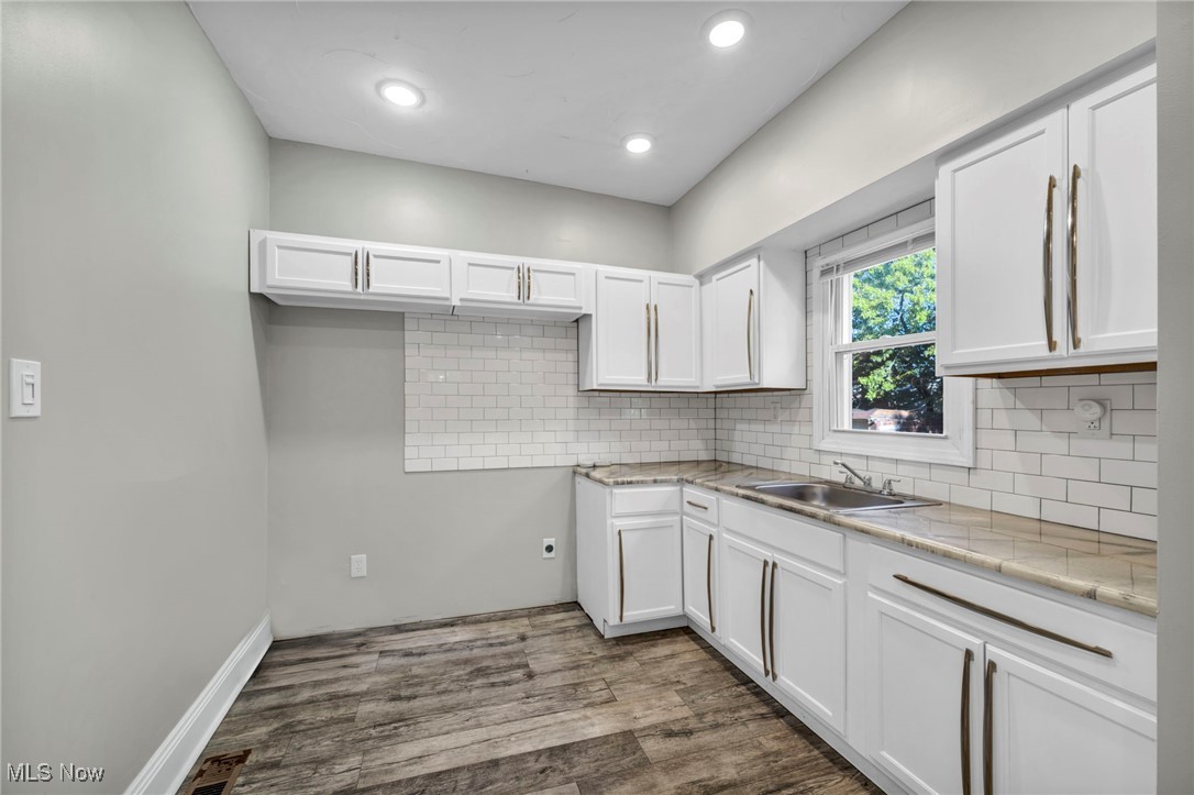 13315 Thornhurst Avenue