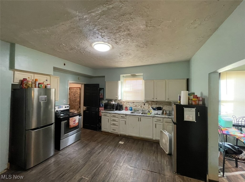 3219 W 33rd Street