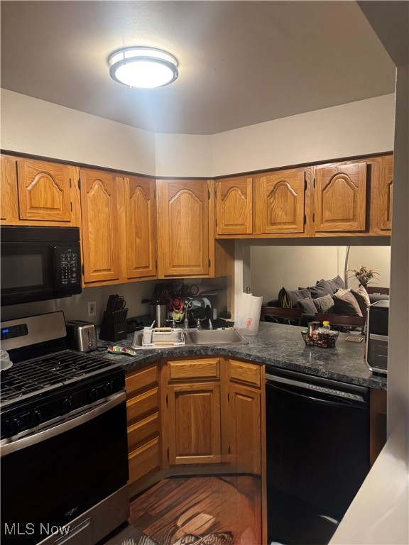 5553 Sunset Lane A15-F