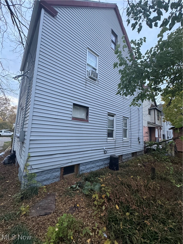 1247 E 84th Street