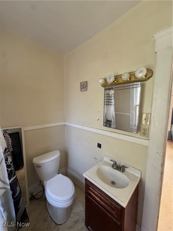 3660 E 76th Street Up