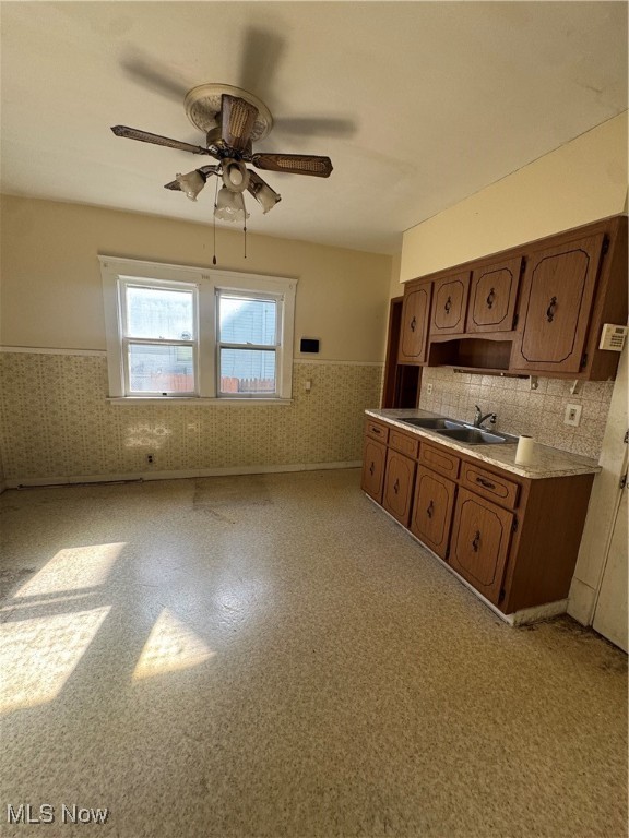 3660 E 76th Street Down