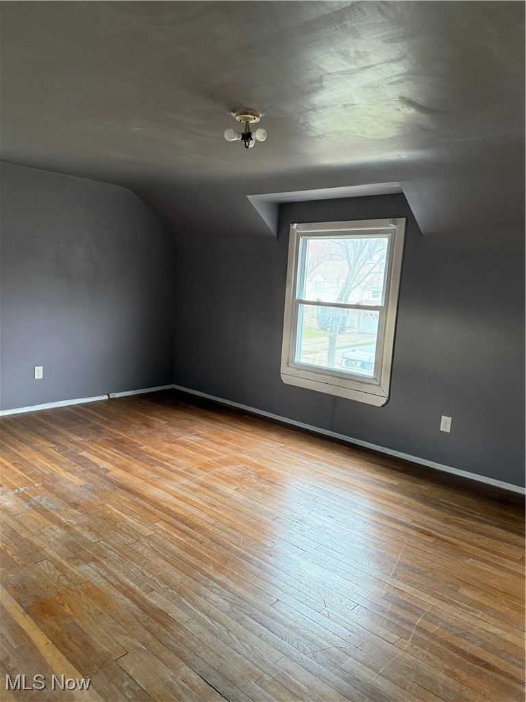 19118 Lanbury Avenue