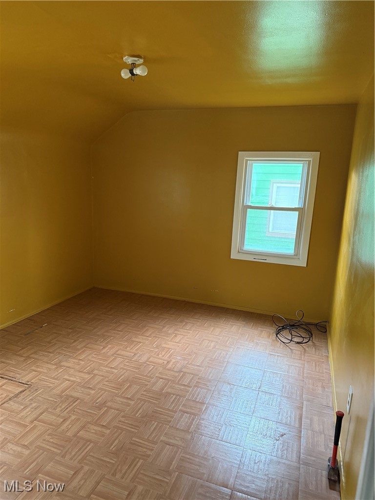 19118 Lanbury Avenue