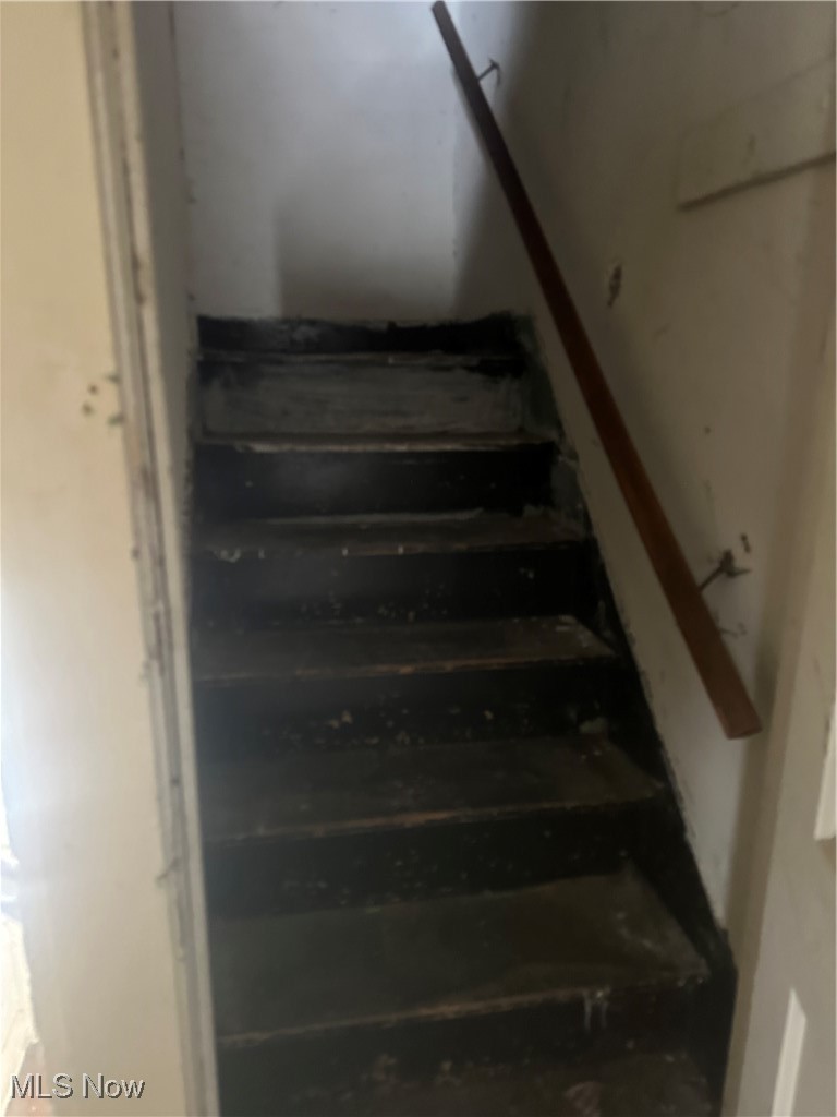 14413 Potomac Avenue