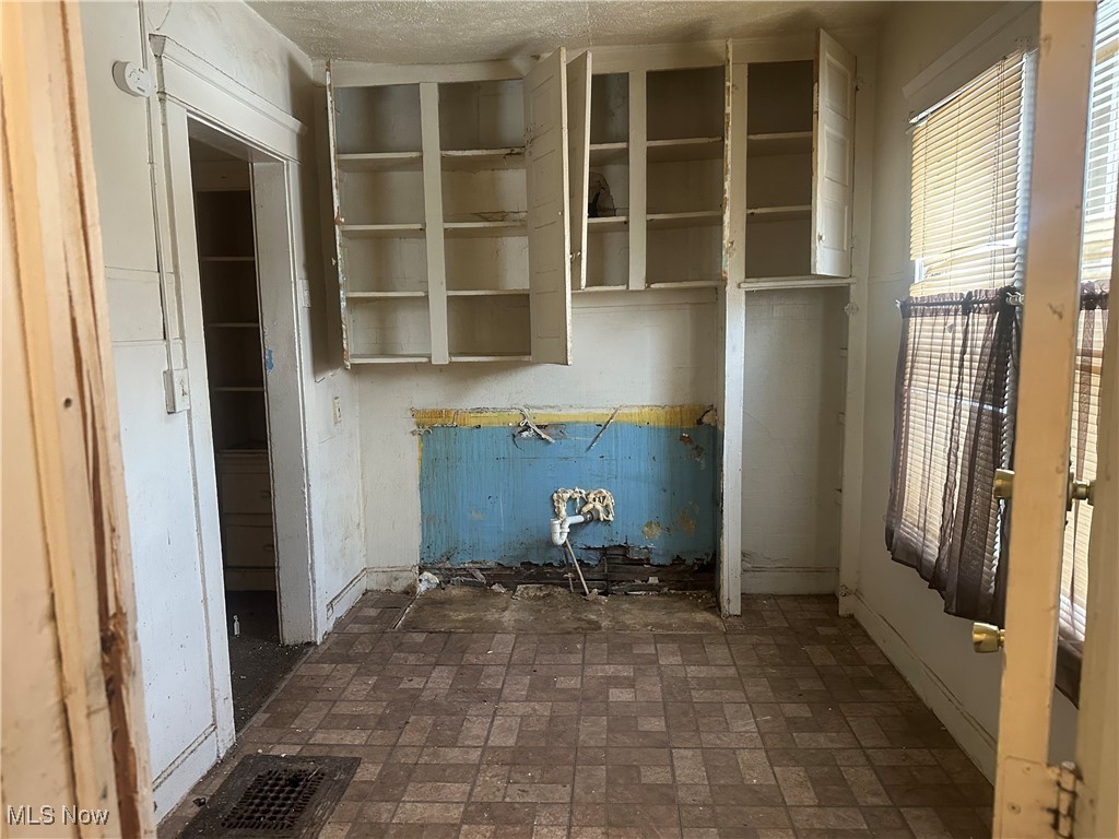 14413 Potomac Avenue