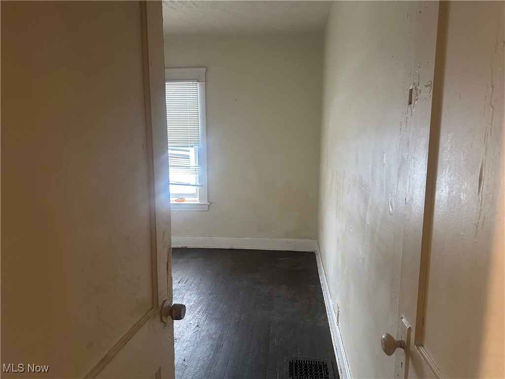 14413 Potomac Avenue