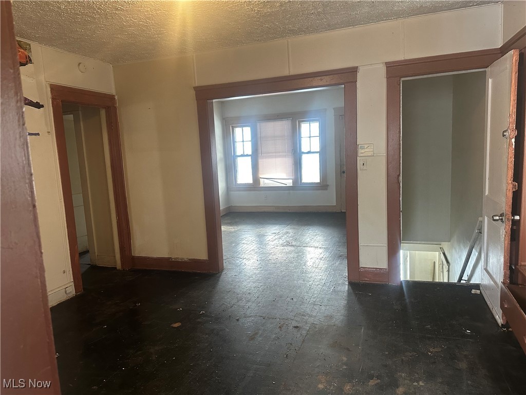 14413 Potomac Avenue