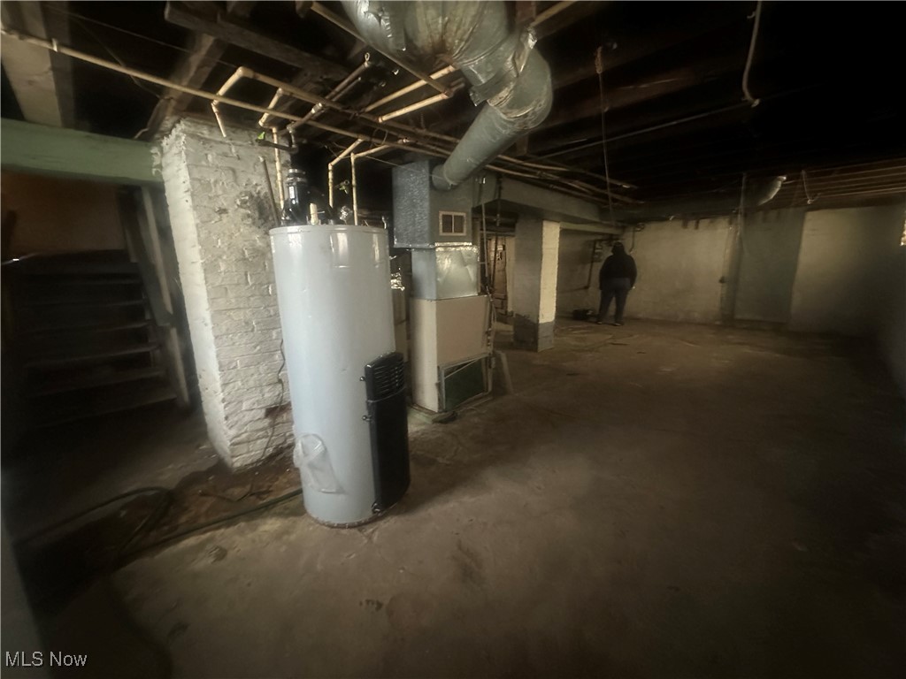 14413 Potomac Avenue