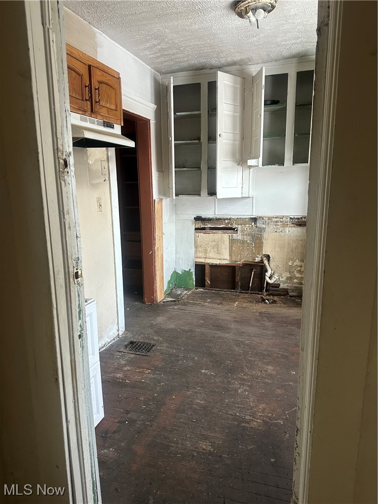 14413 Potomac Avenue