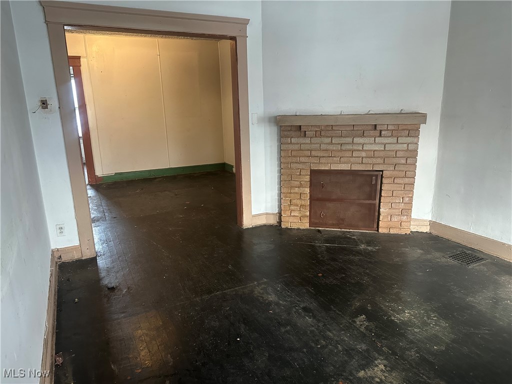 14413 Potomac Avenue