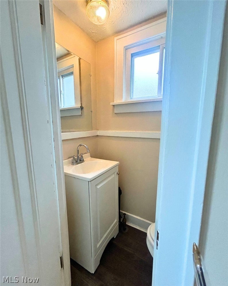 3258 E Berkshire Road