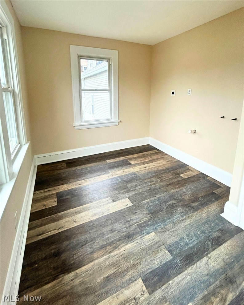 3258 E Berkshire Road