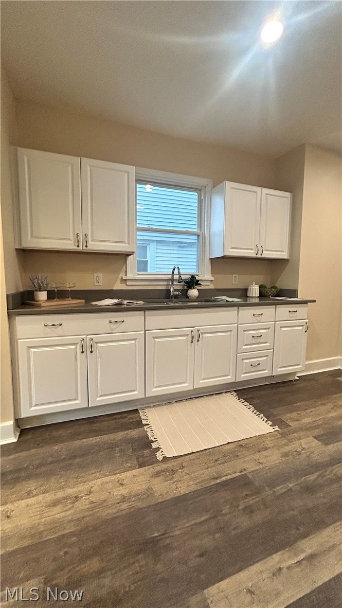 3258 E Berkshire Road