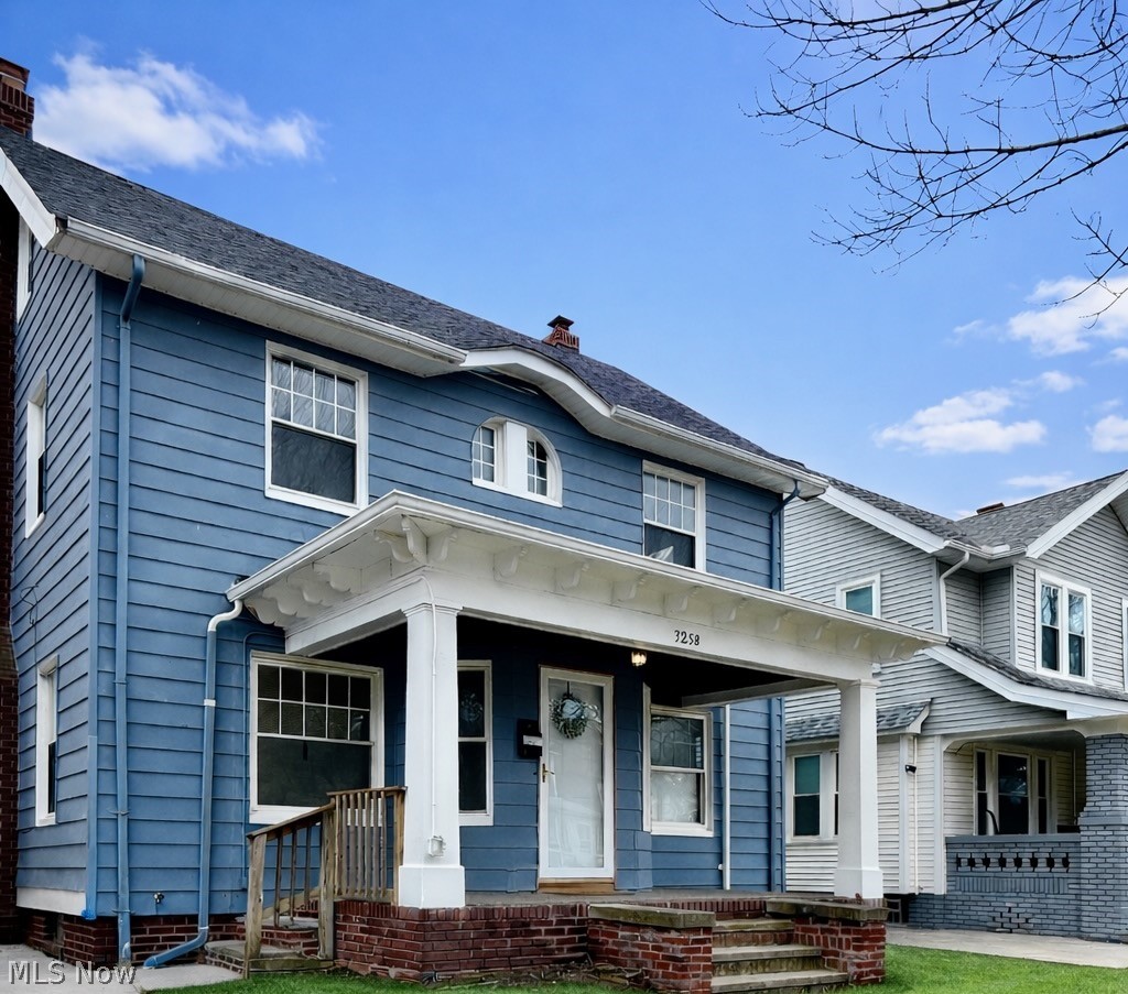 3258 E Berkshire Road