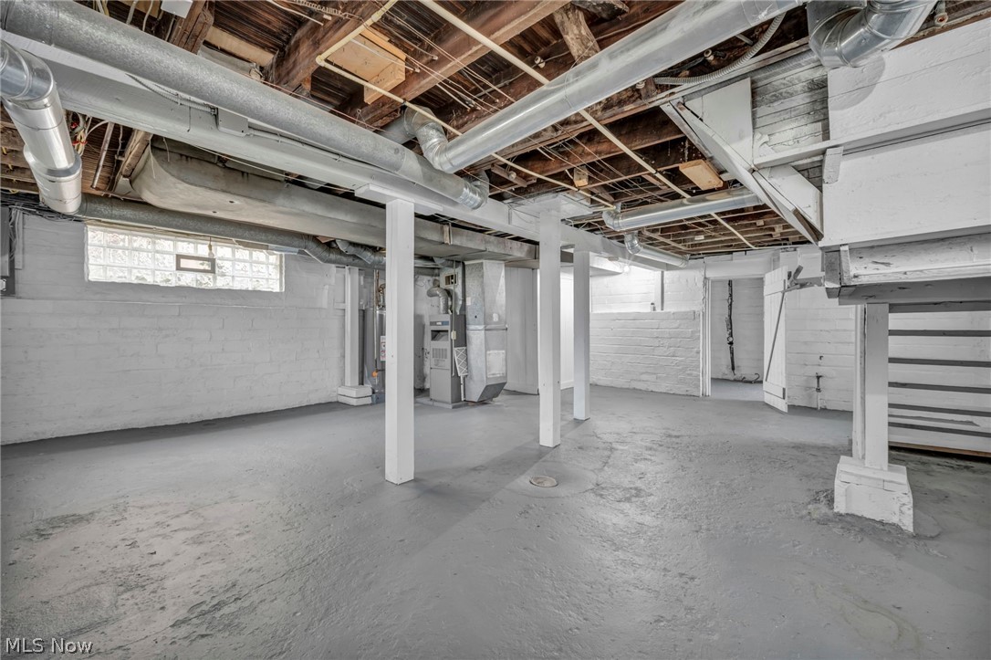 13315 Thornhurst Avenue