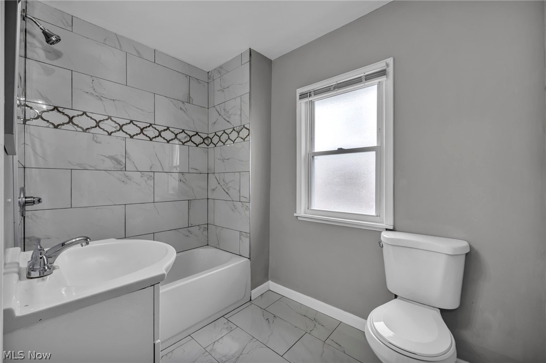 13315 Thornhurst Avenue