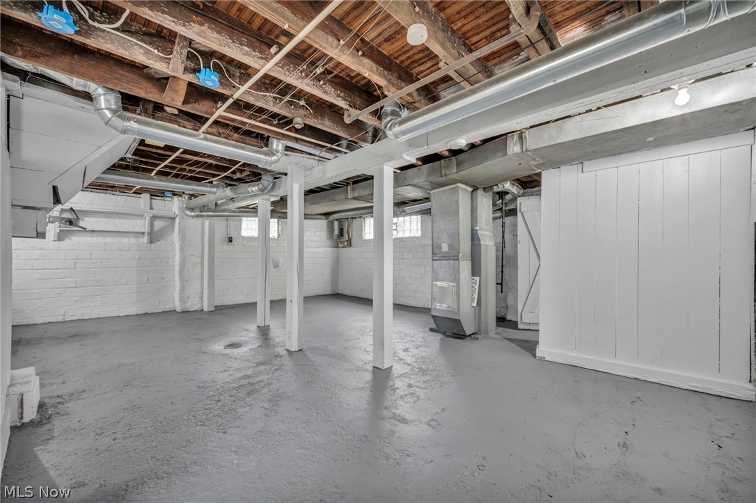 13315 Thornhurst Avenue