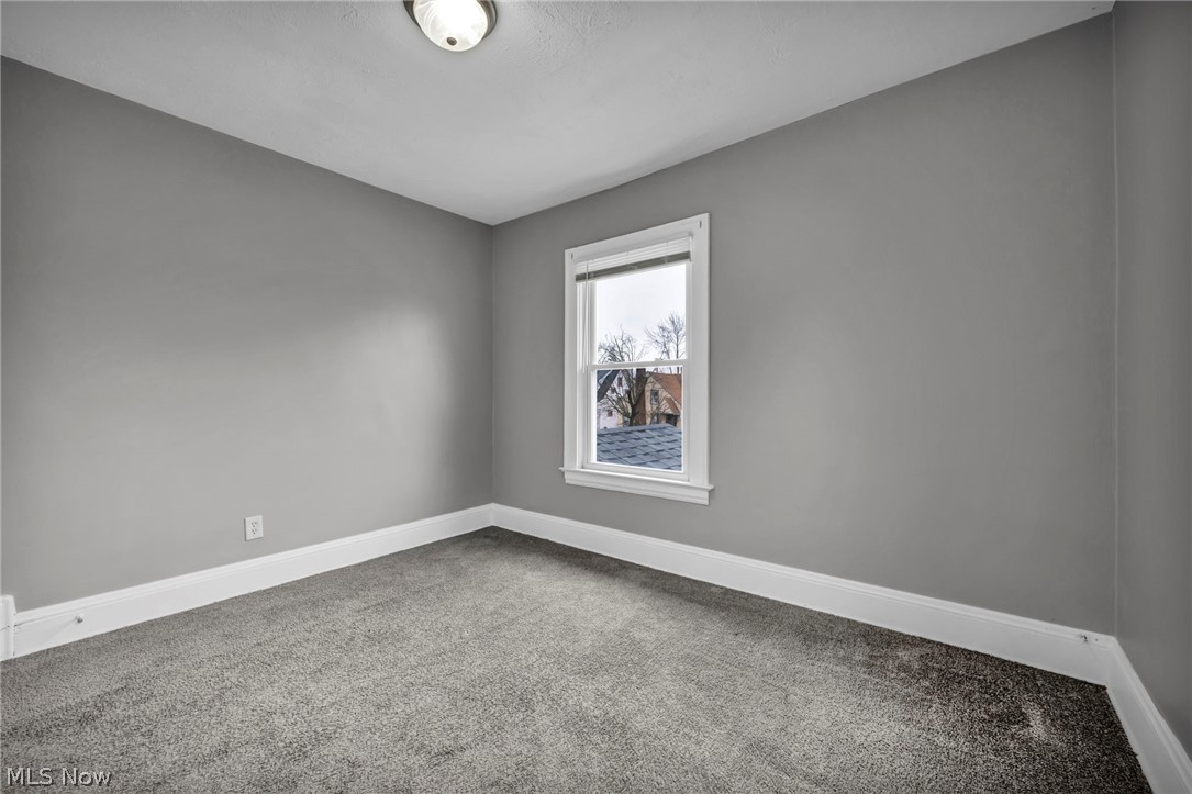 13315 Thornhurst Avenue