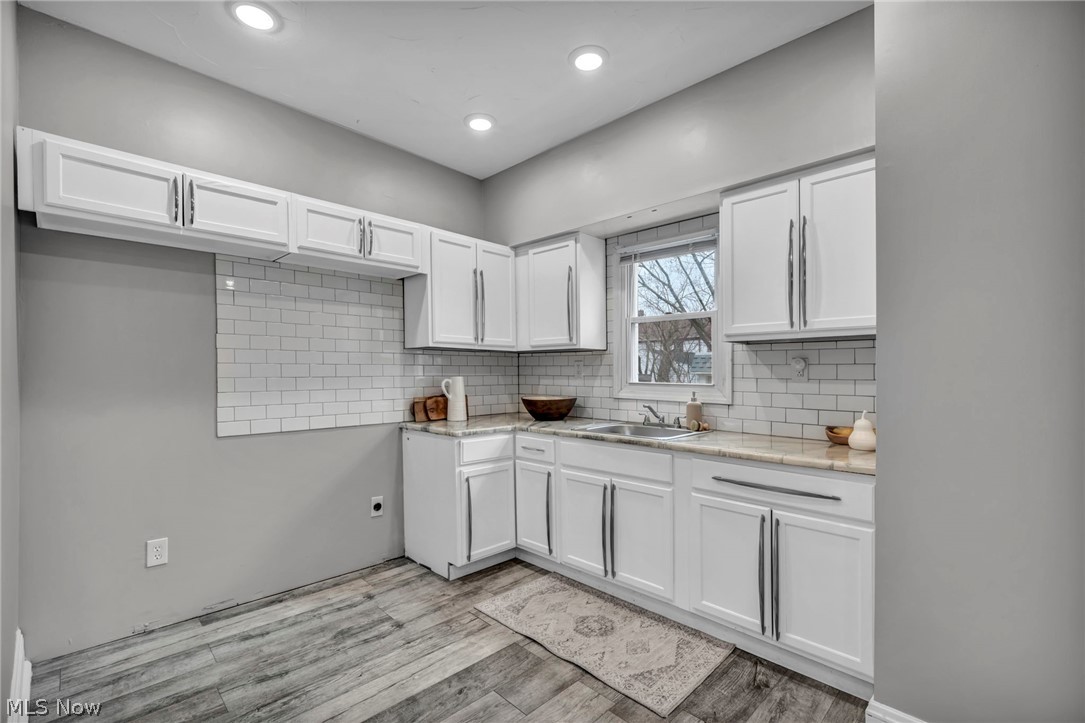 13315 Thornhurst Avenue