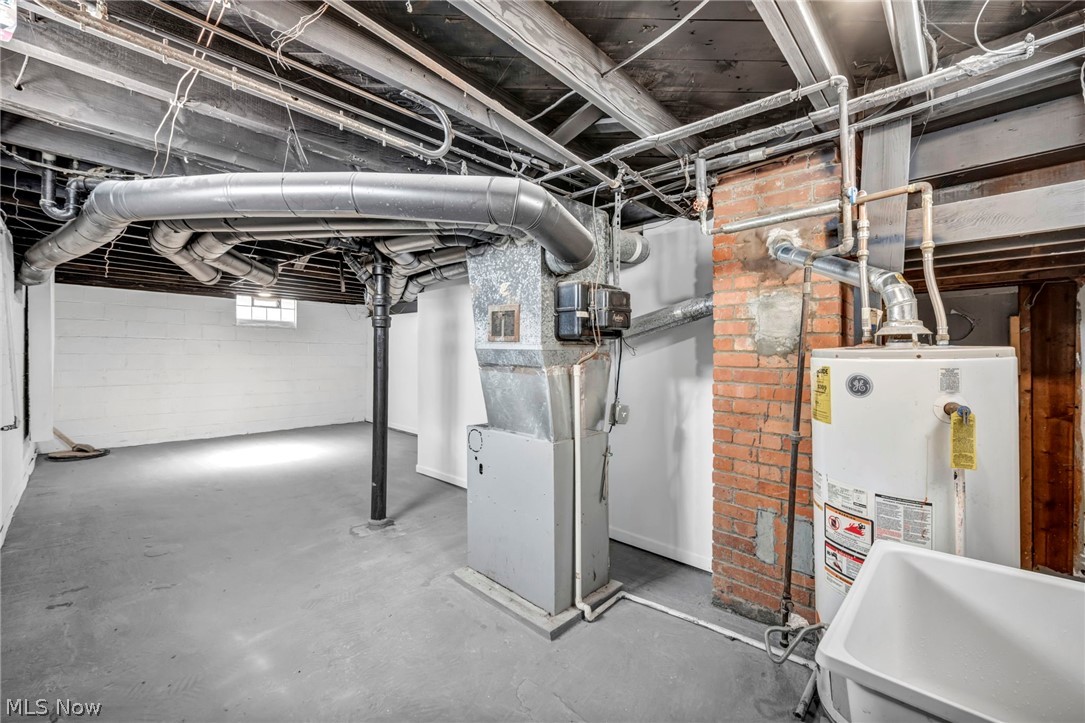 16306 Clearview Avenue