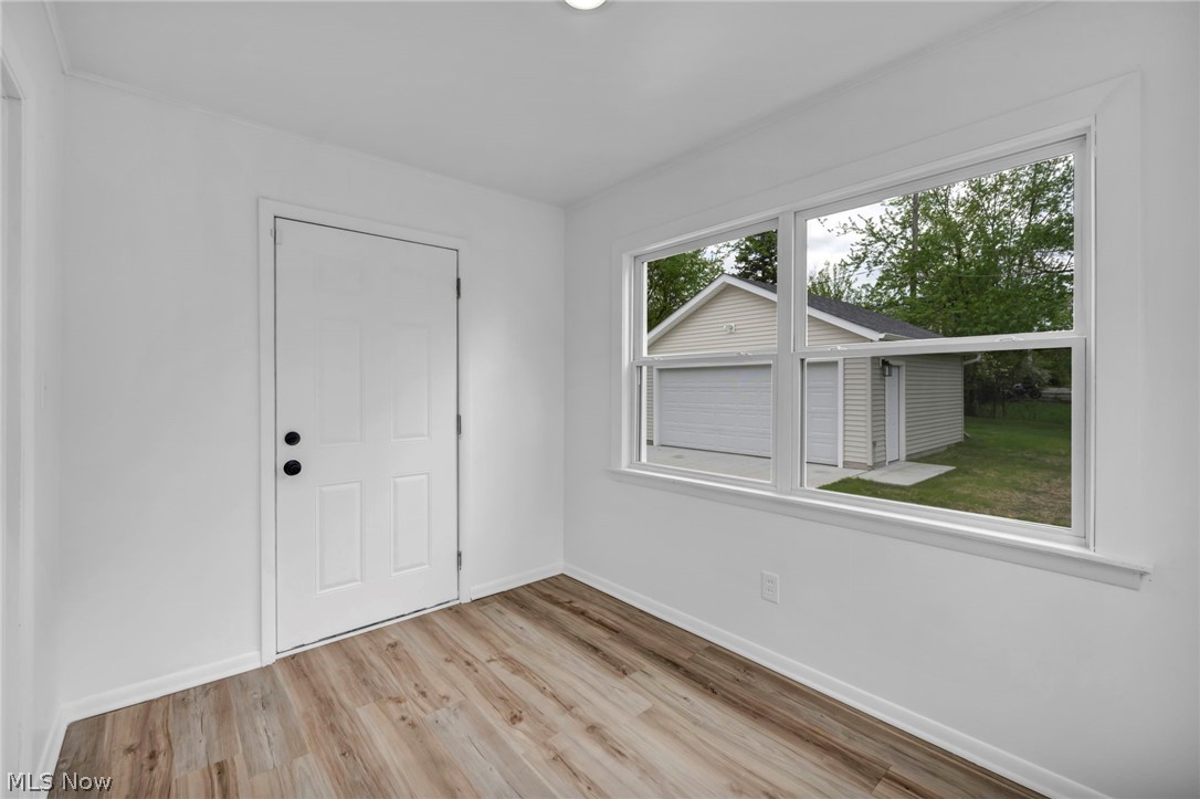 16306 Clearview Avenue