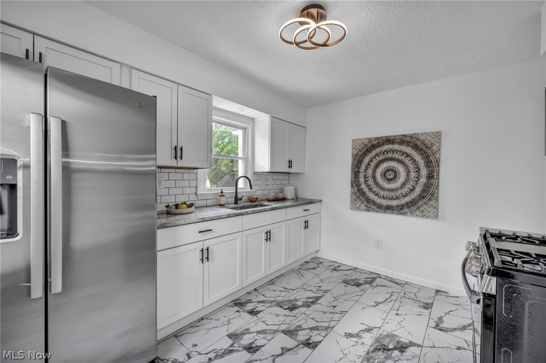 16306 Clearview Avenue