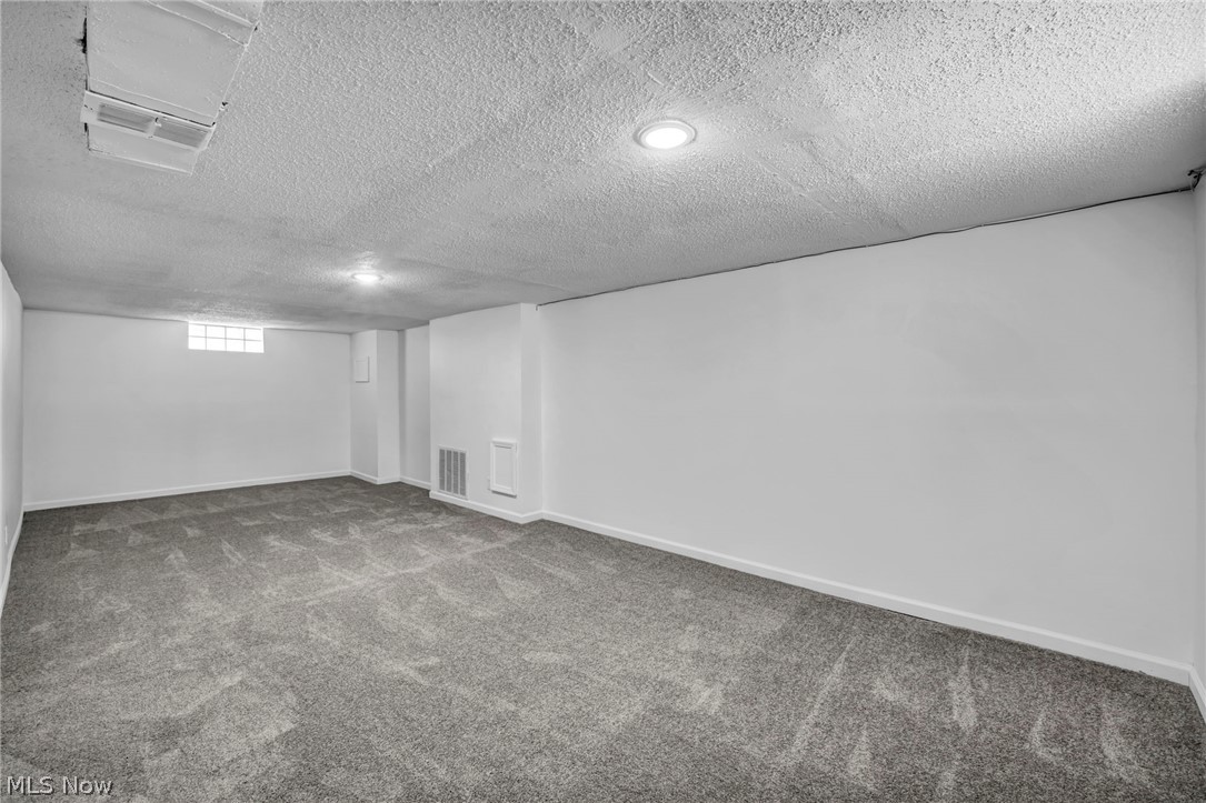 16306 Clearview Avenue