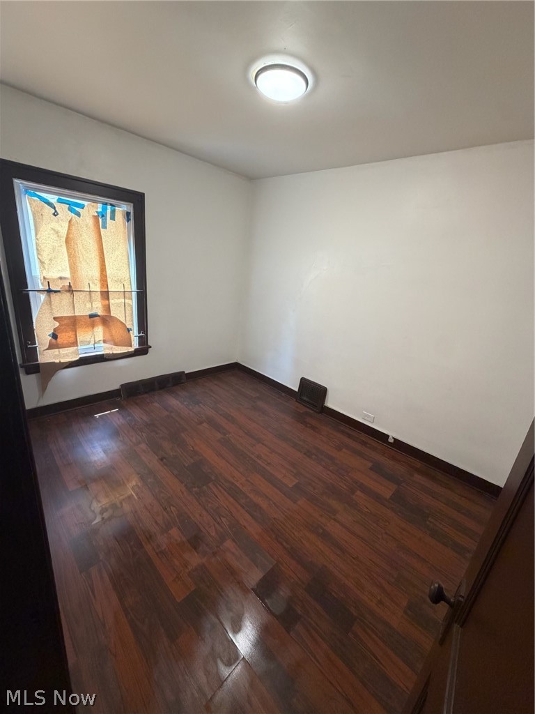 1141 E 140th Street