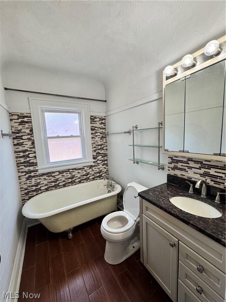 1141 E 140th Street