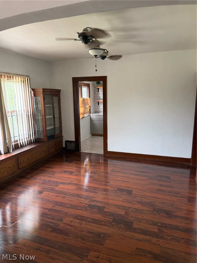 1141 E 140th Street