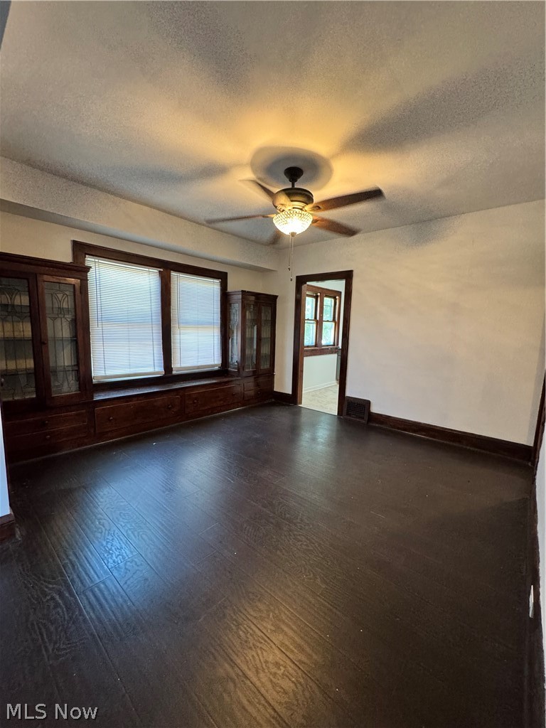 1141 E 140th Street