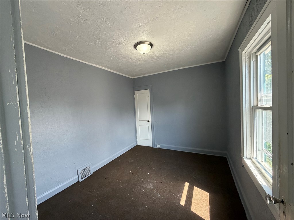 3305 W 33rd Street