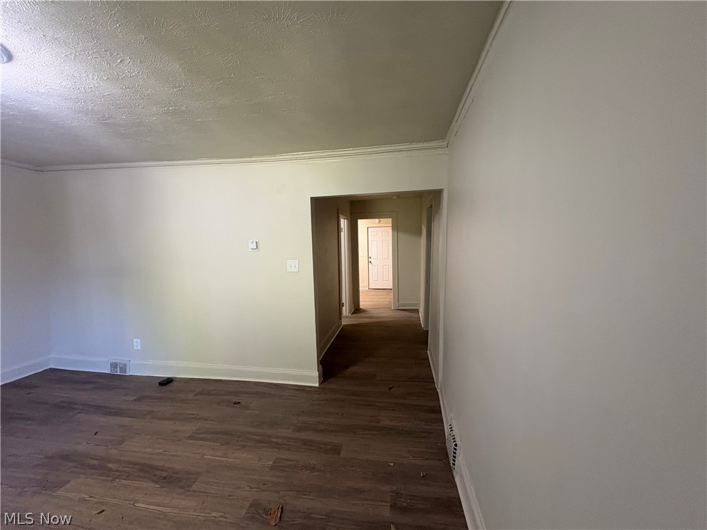 3323 E 143rd Street