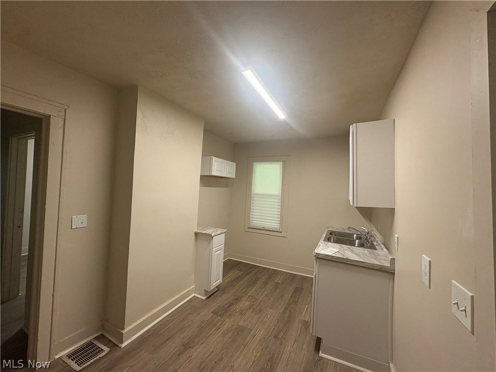 3323 E 143rd Street