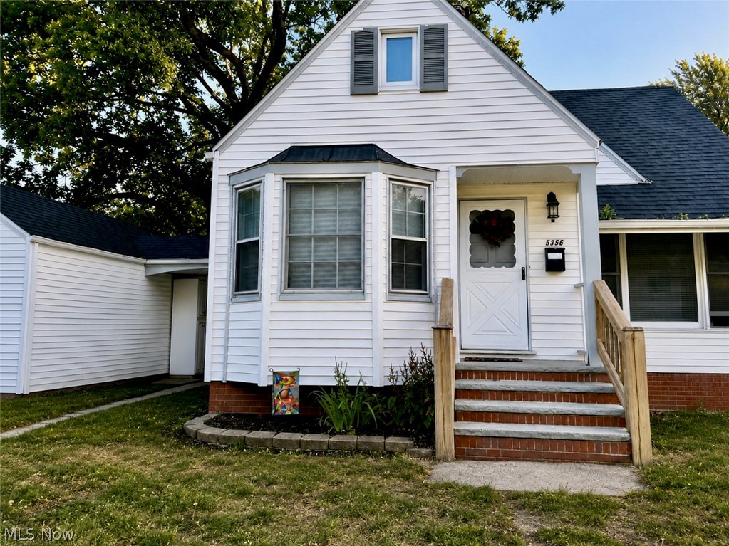 5356 Beechwood Avenue Maple Heights OH