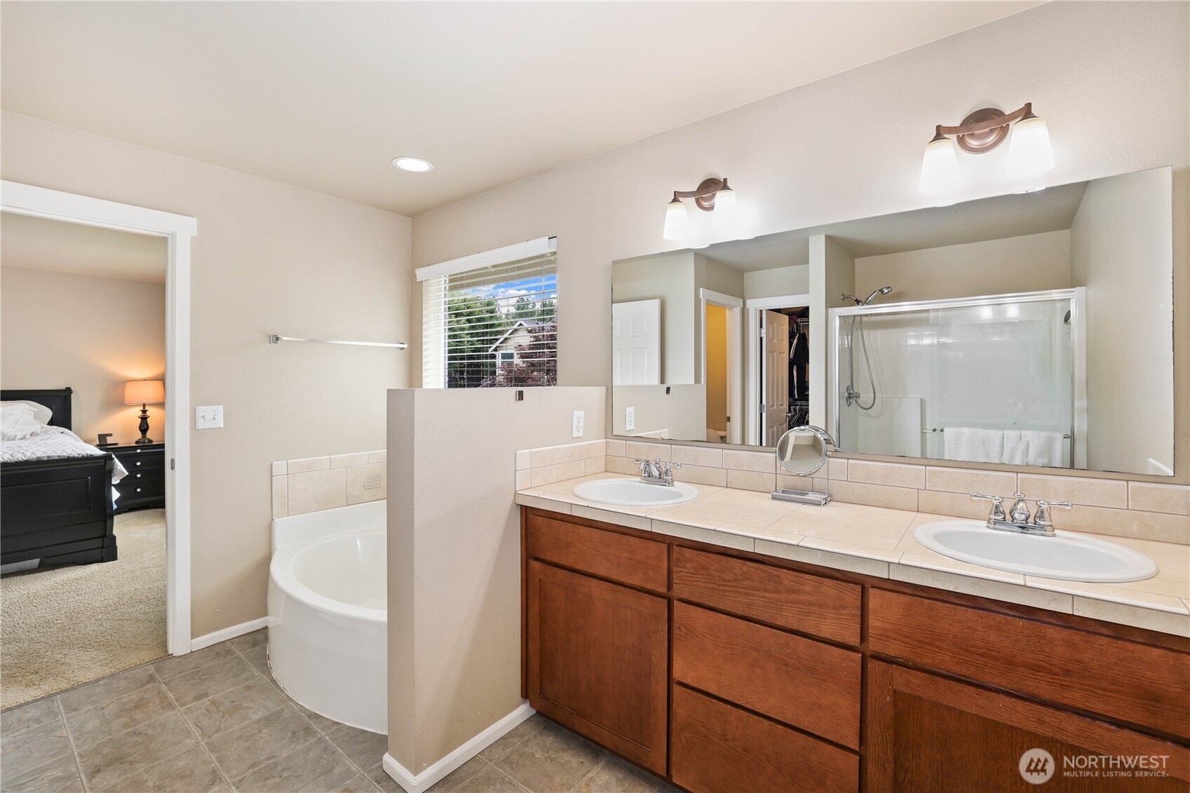 12115 184th Avenue E