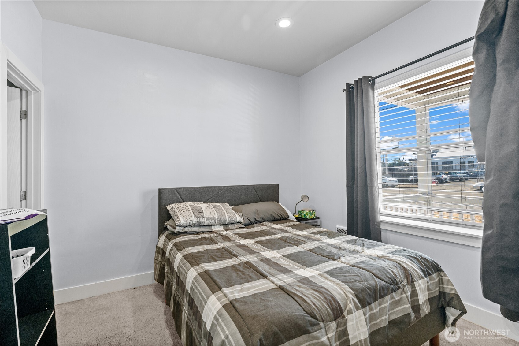 5631 S Puget Sound Avenue