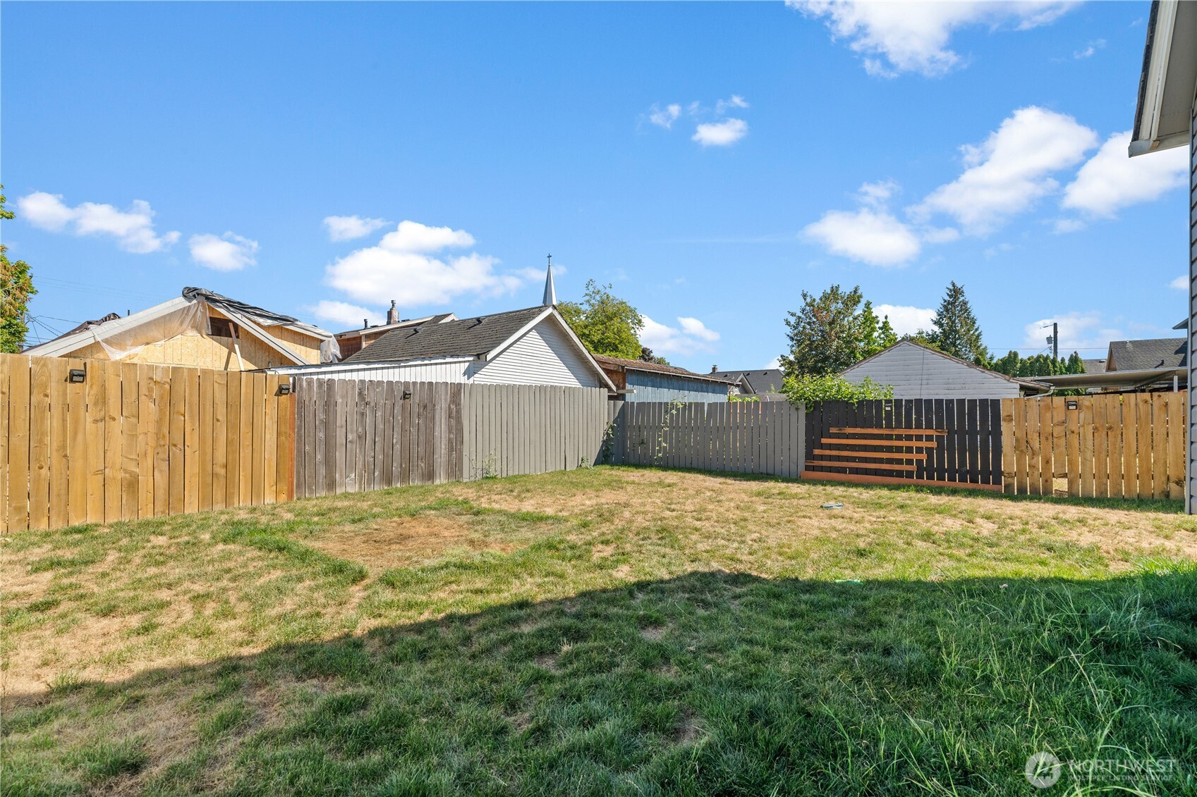 5631 S Puget Sound Avenue