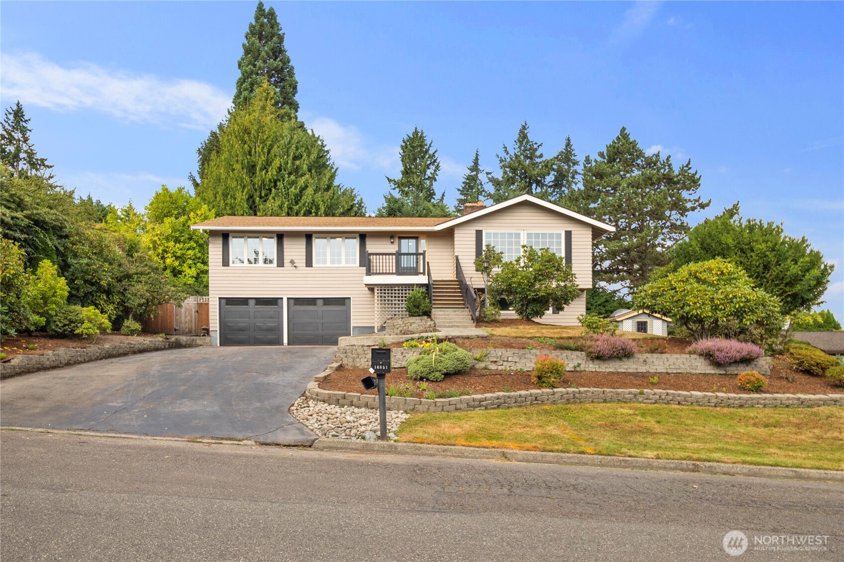 16851 105th Avenue NE