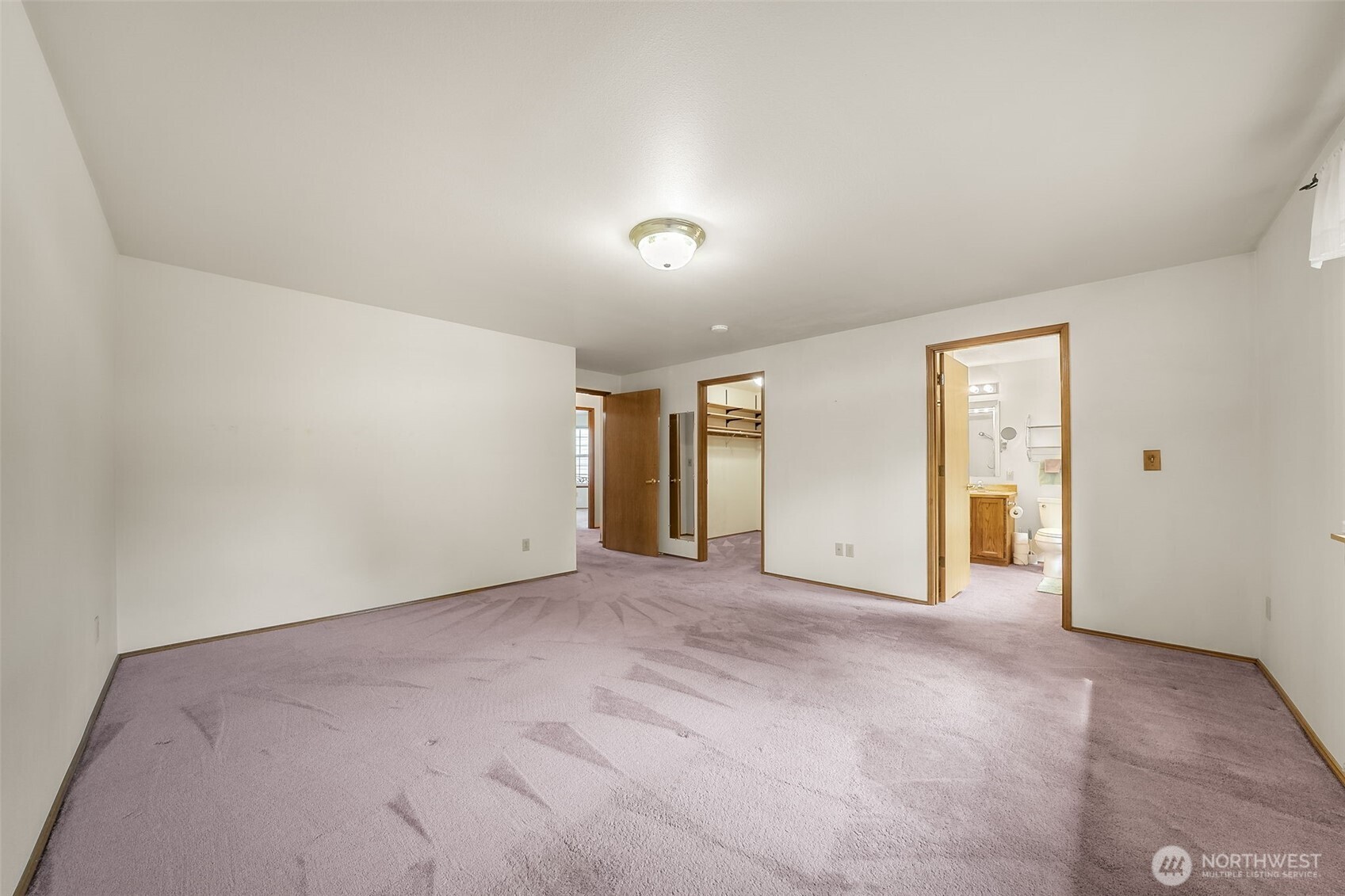 3435 Woodside Court NE