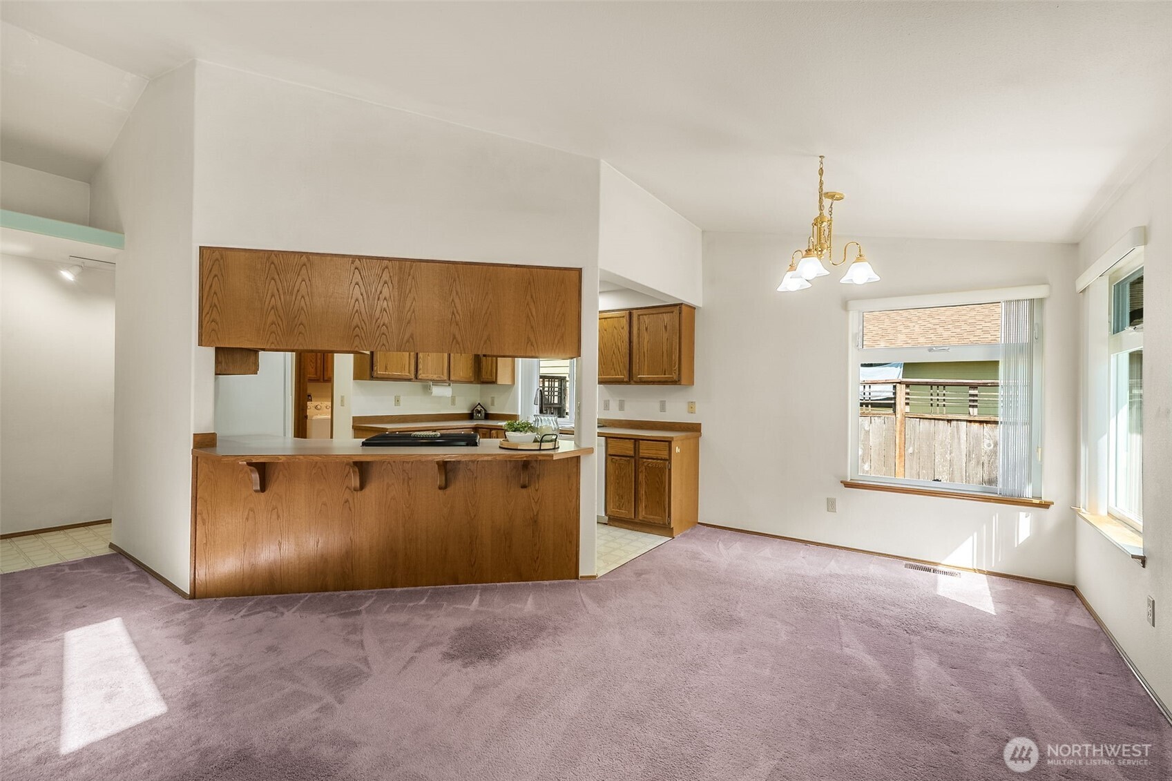 3435 Woodside Court NE