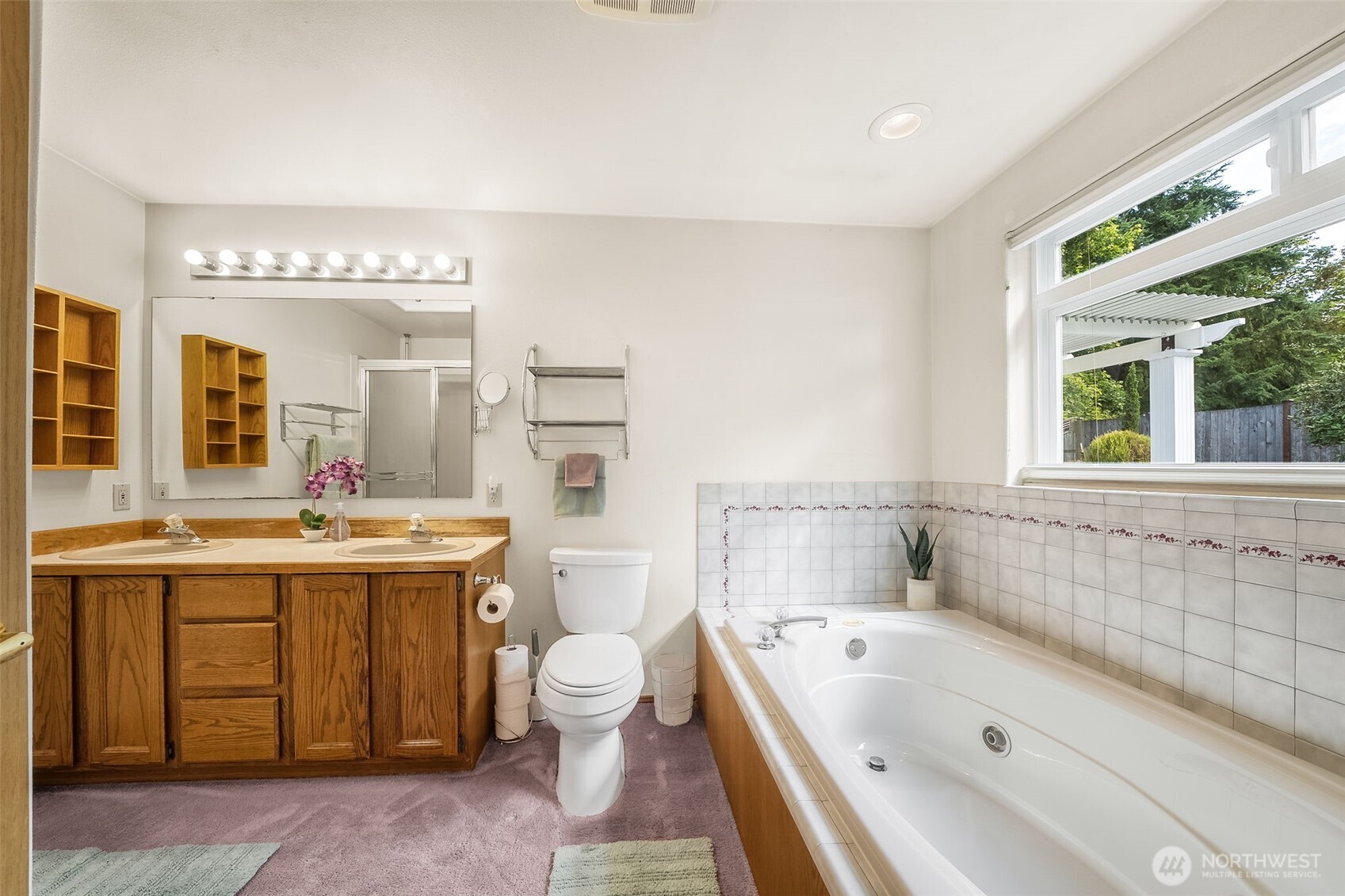 3435 Woodside Court NE