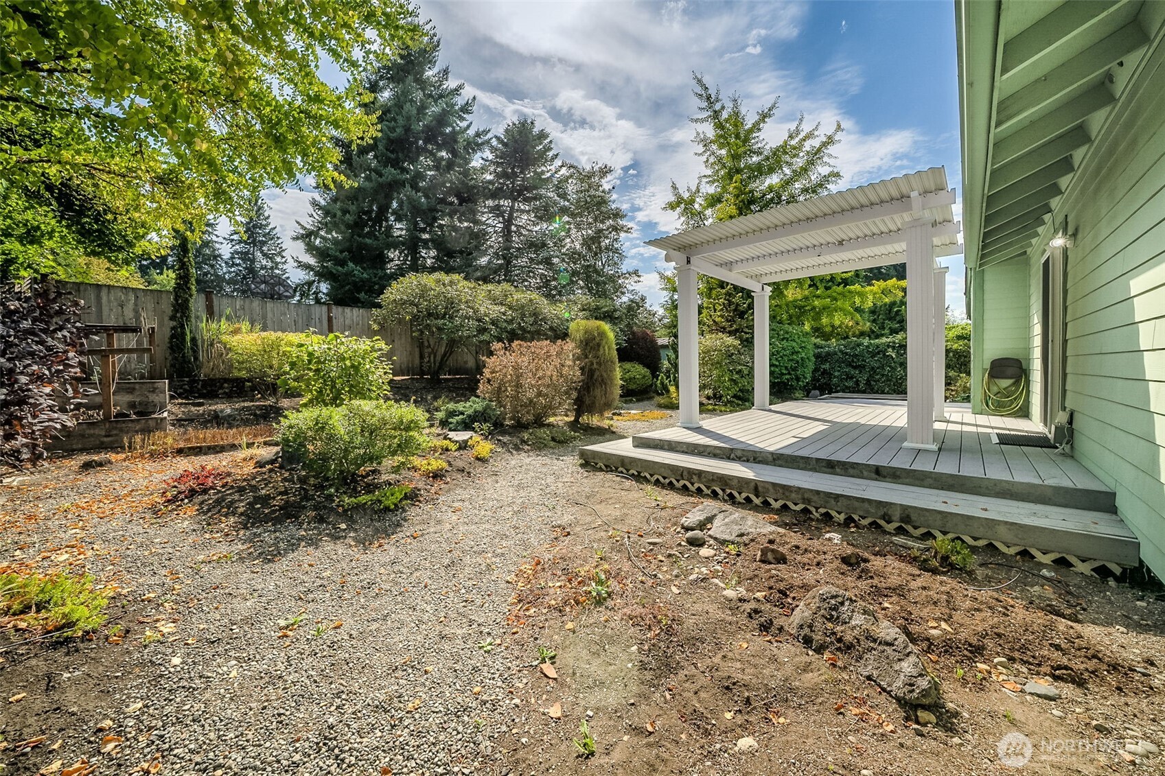 3435 Woodside Court NE