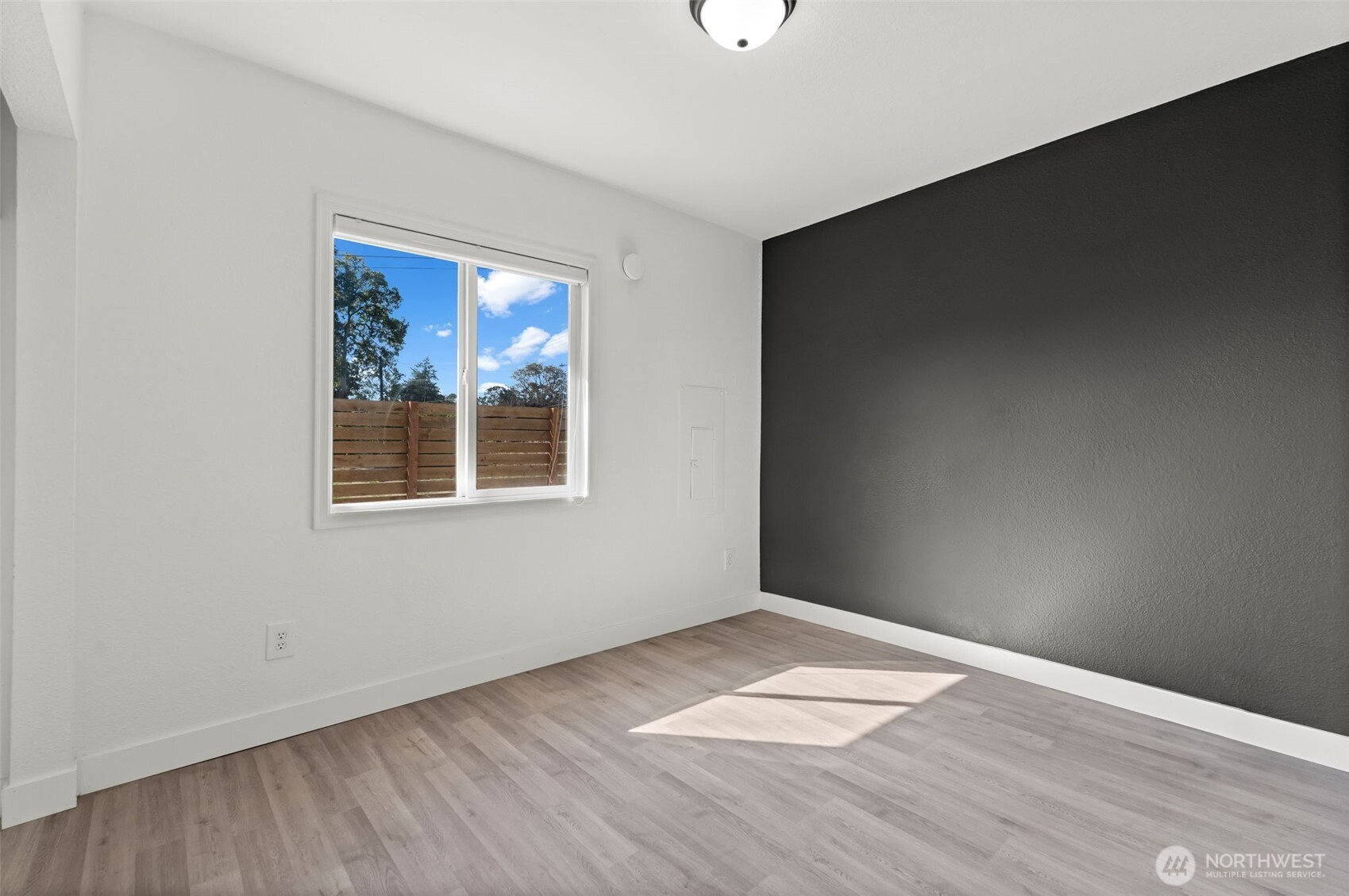 14915 Portland Avenue SW