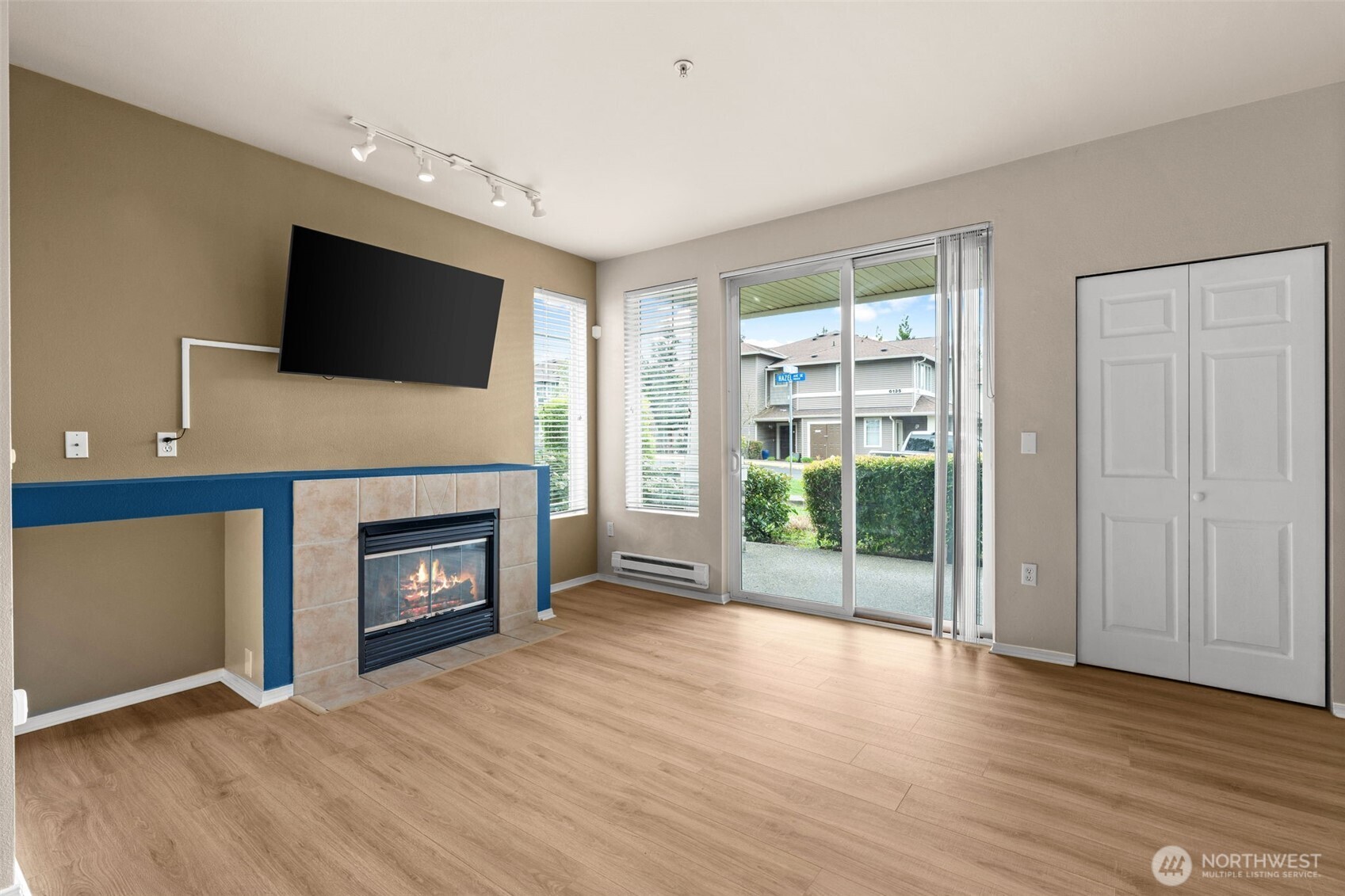 6137 Hazel Loop SE Unit: A8