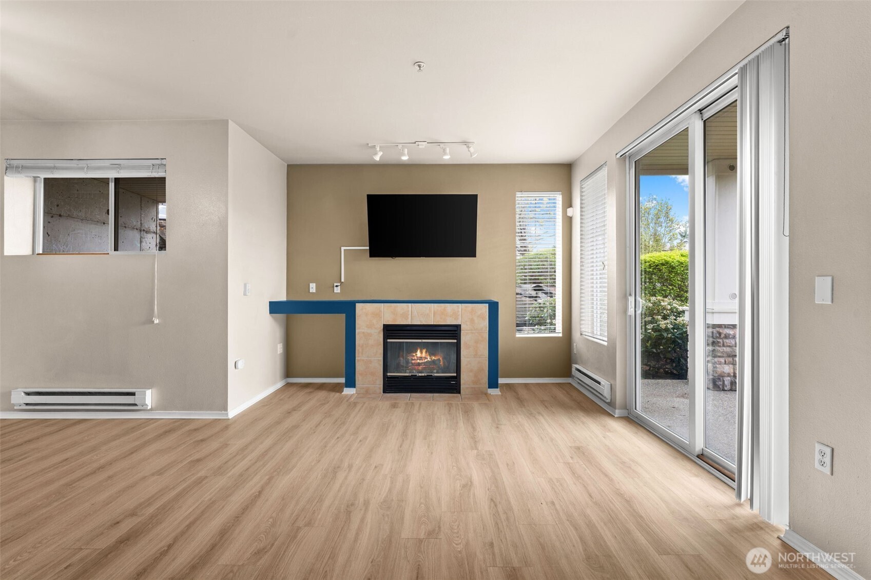 6137 Hazel Loop SE Unit: A8
