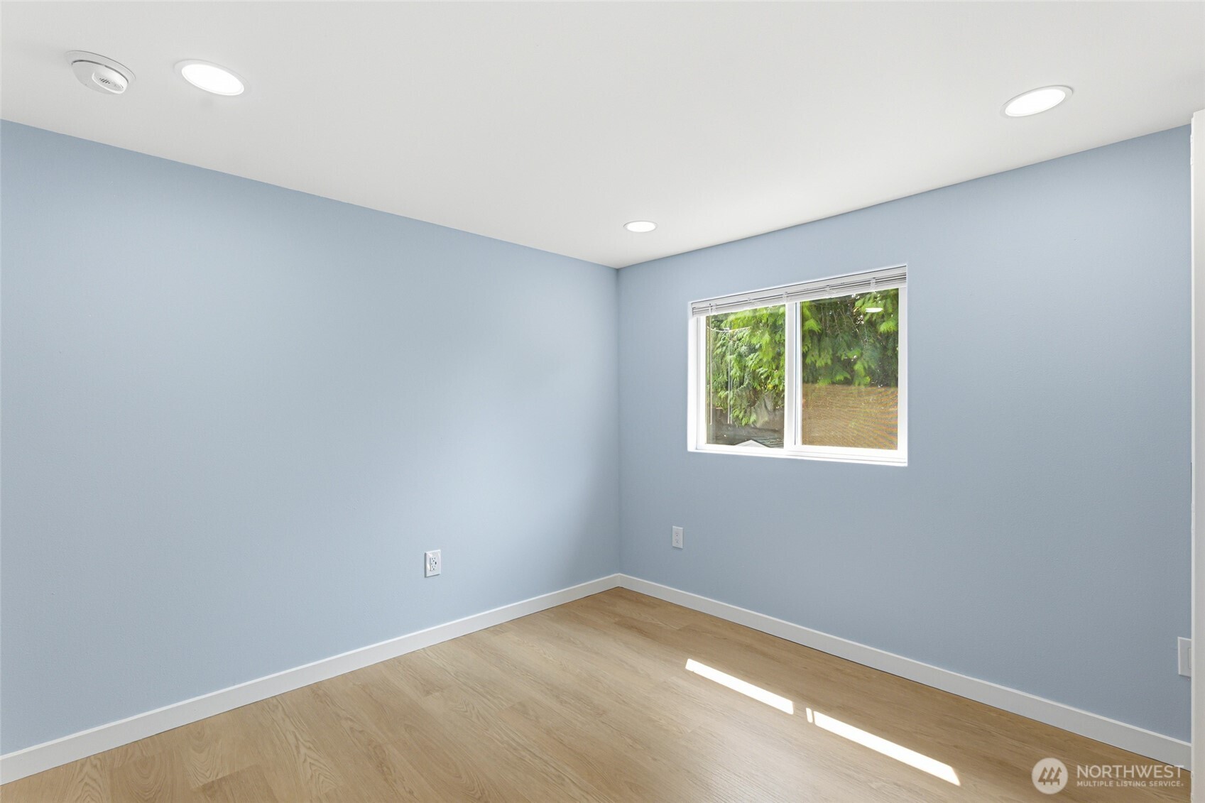 15722 52nd Street E Unit: 11